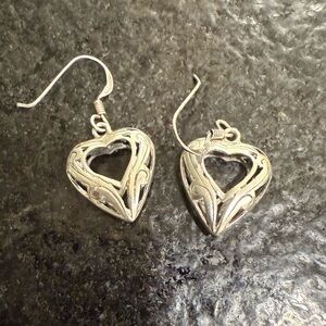 Vintage Sterling Silver Open Heart Filigree Hook Drop Dangle Earrings – 4g